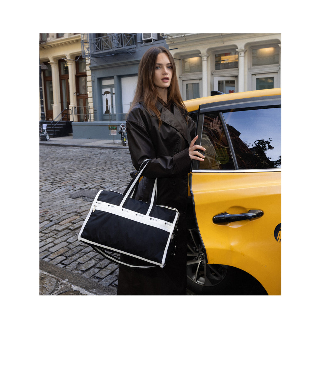 Deluxe Medium Weekender - 29115908882480