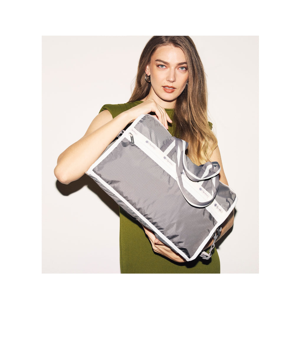 Deluxe Medium Weekender - 27376705077296