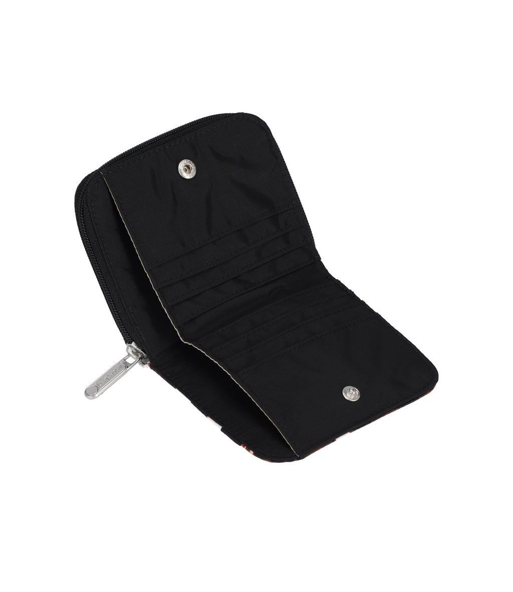 Claire Wallet - 28183541710896