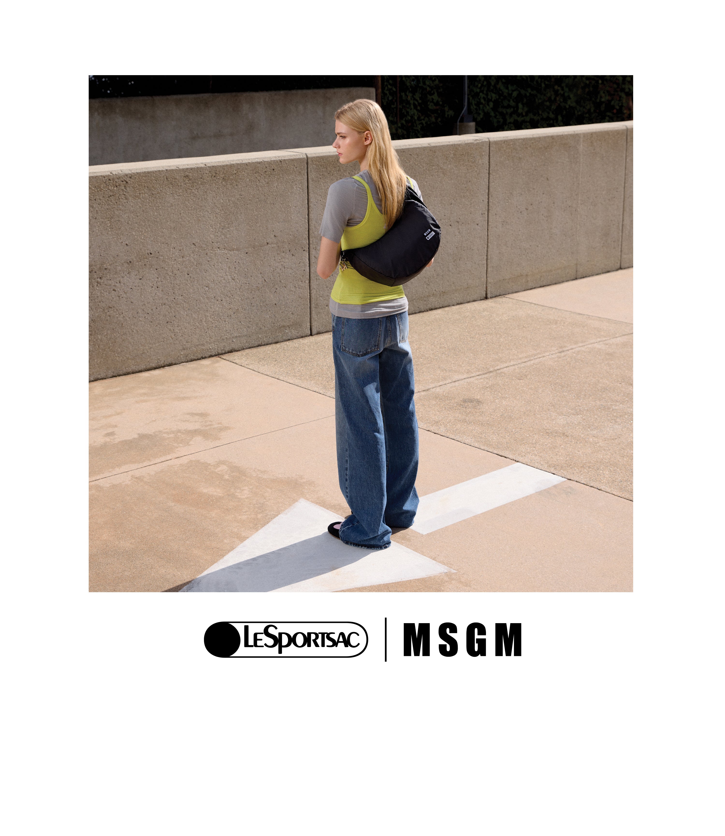 MSGM Medium Crescent - Crescent Black – LeSportsac