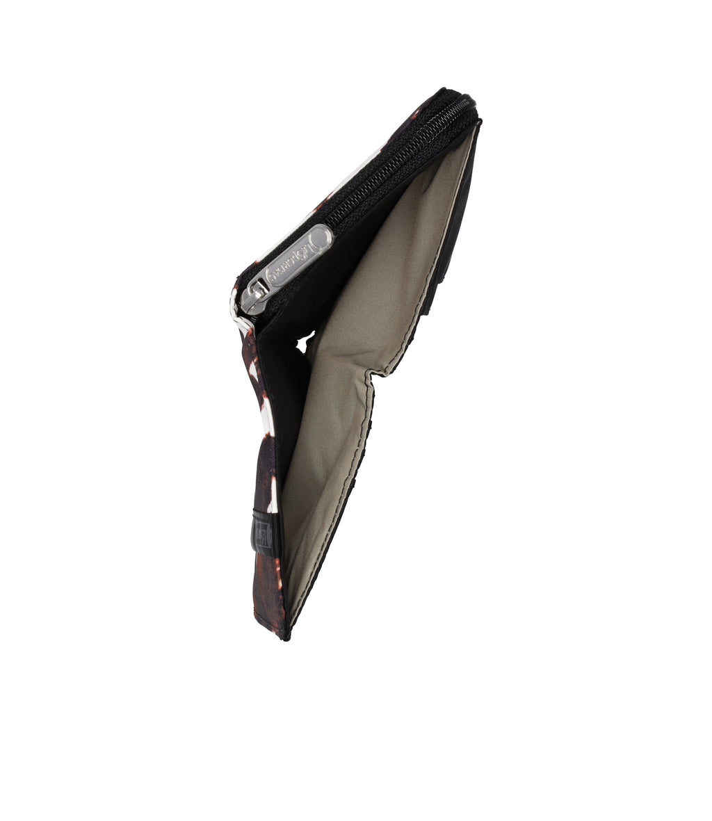 Claire Wallet - 28177682759728