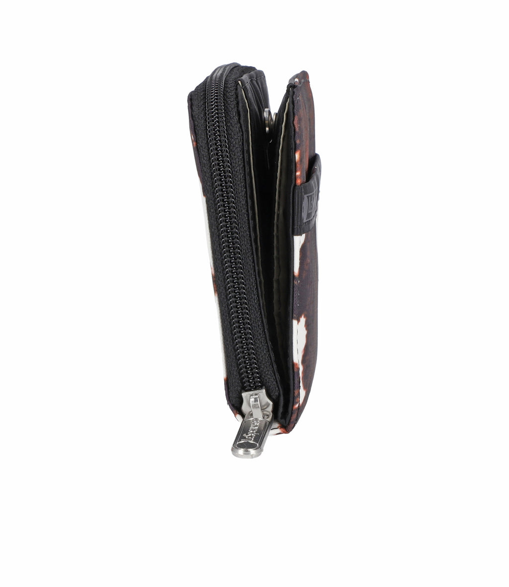 Claire Wallet - 28183541678128