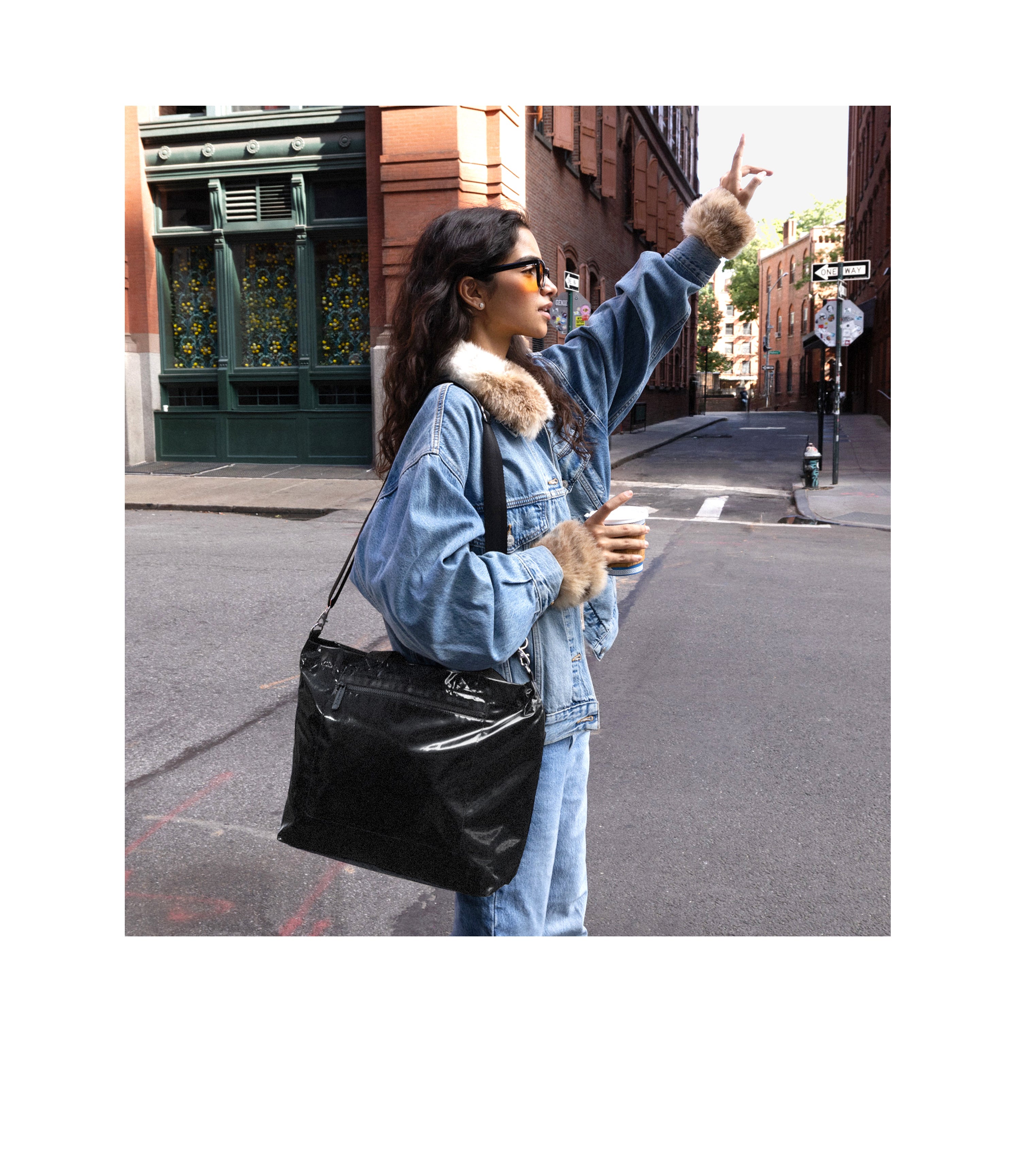 Carryall Zip Tote - Black Shine – LeSportsac