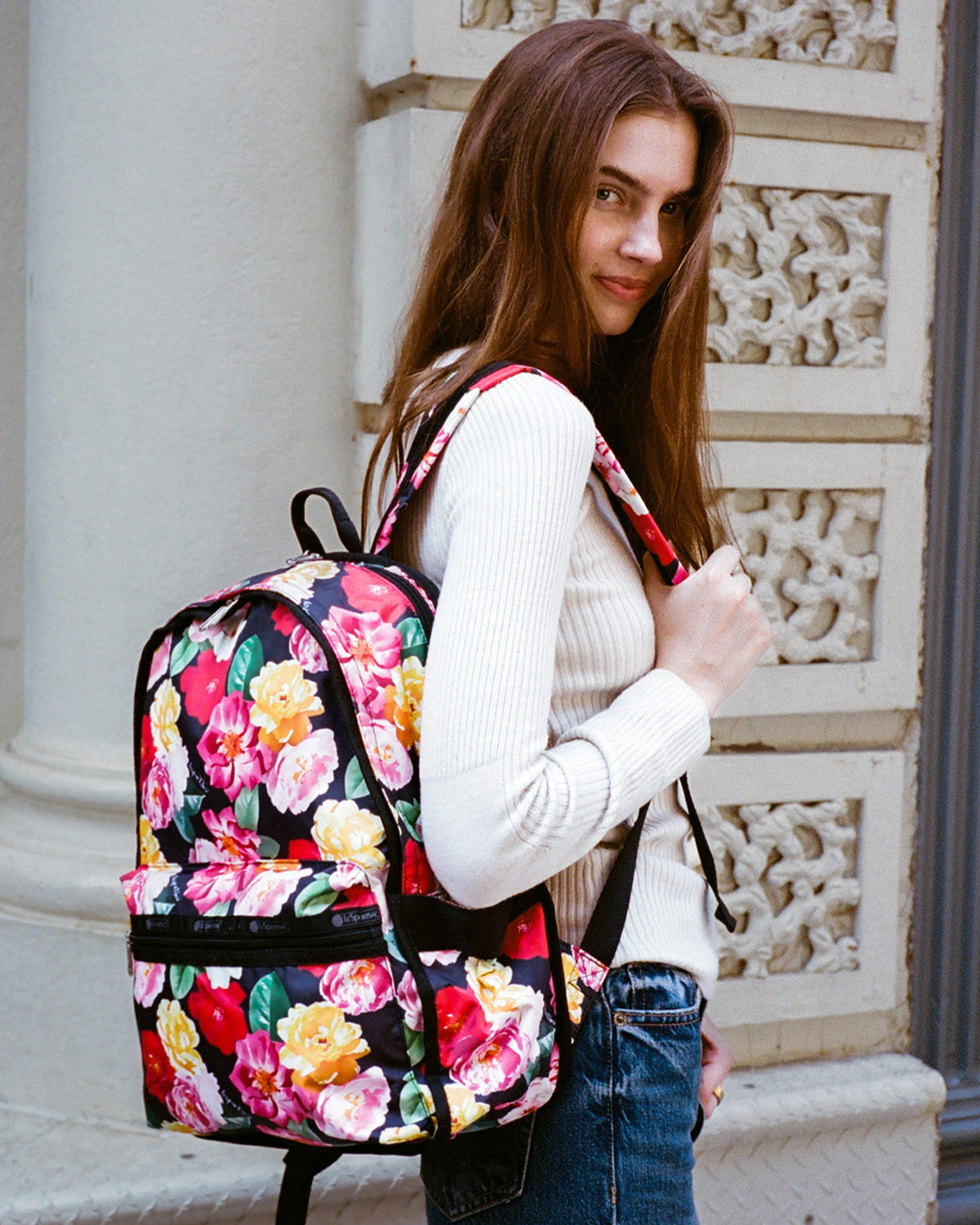LIGHTEN YOUR WORLD – LeSportsac